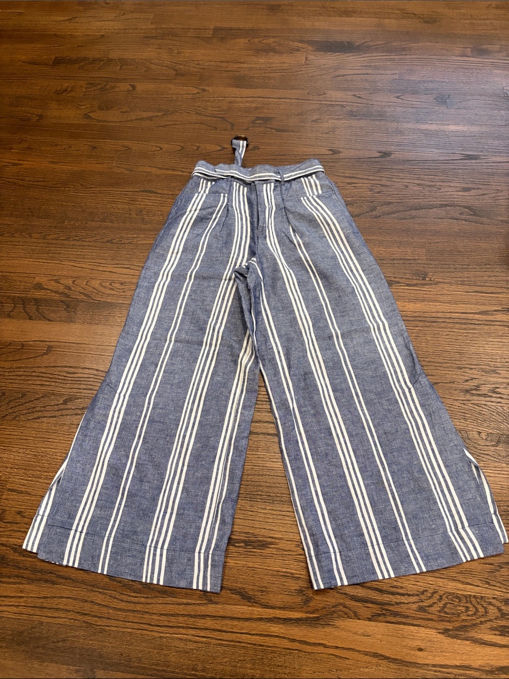 Wide-Leg Striped Pants - Blue and White
